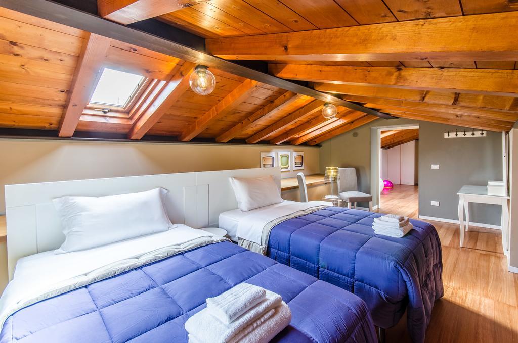 פיאצ'נצה Duomo Guesthouse חדר תמונה