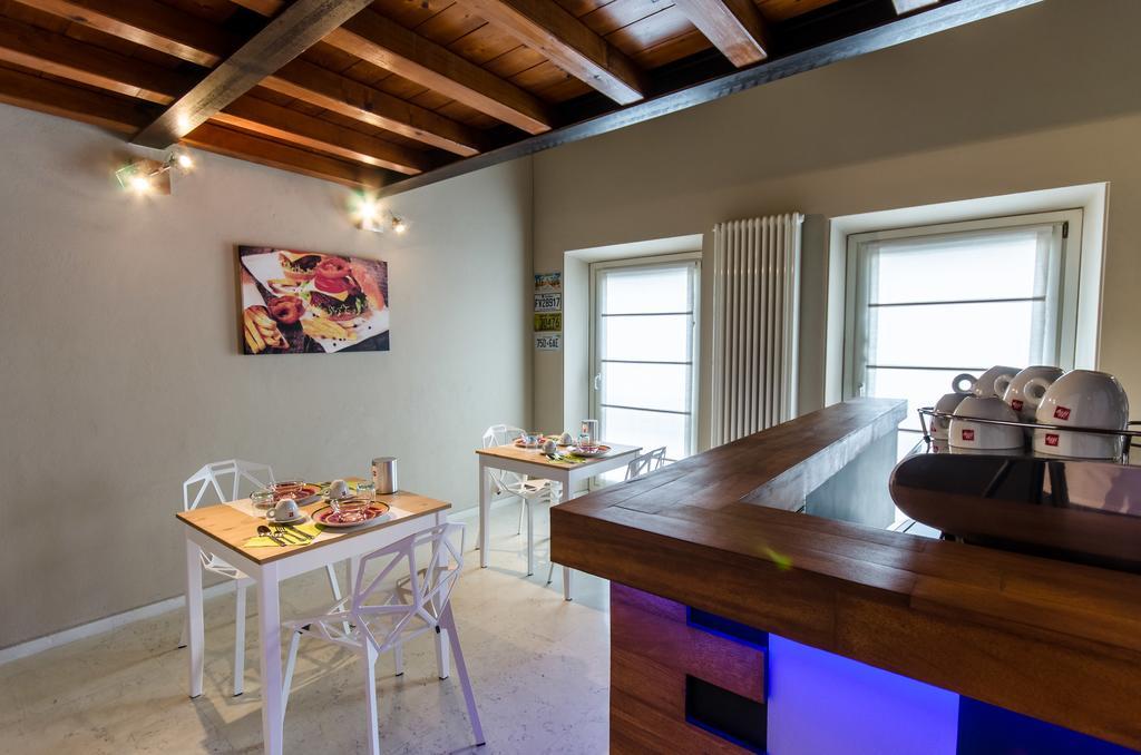 פיאצ'נצה Duomo Guesthouse מראה חיצוני תמונה