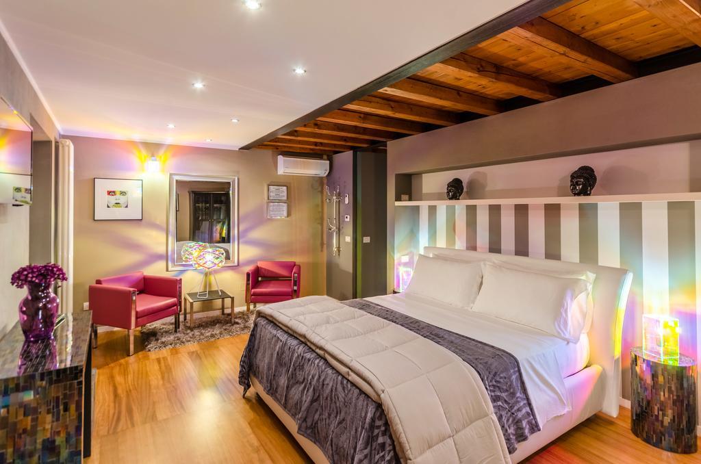 פיאצ'נצה Duomo Guesthouse מראה חיצוני תמונה